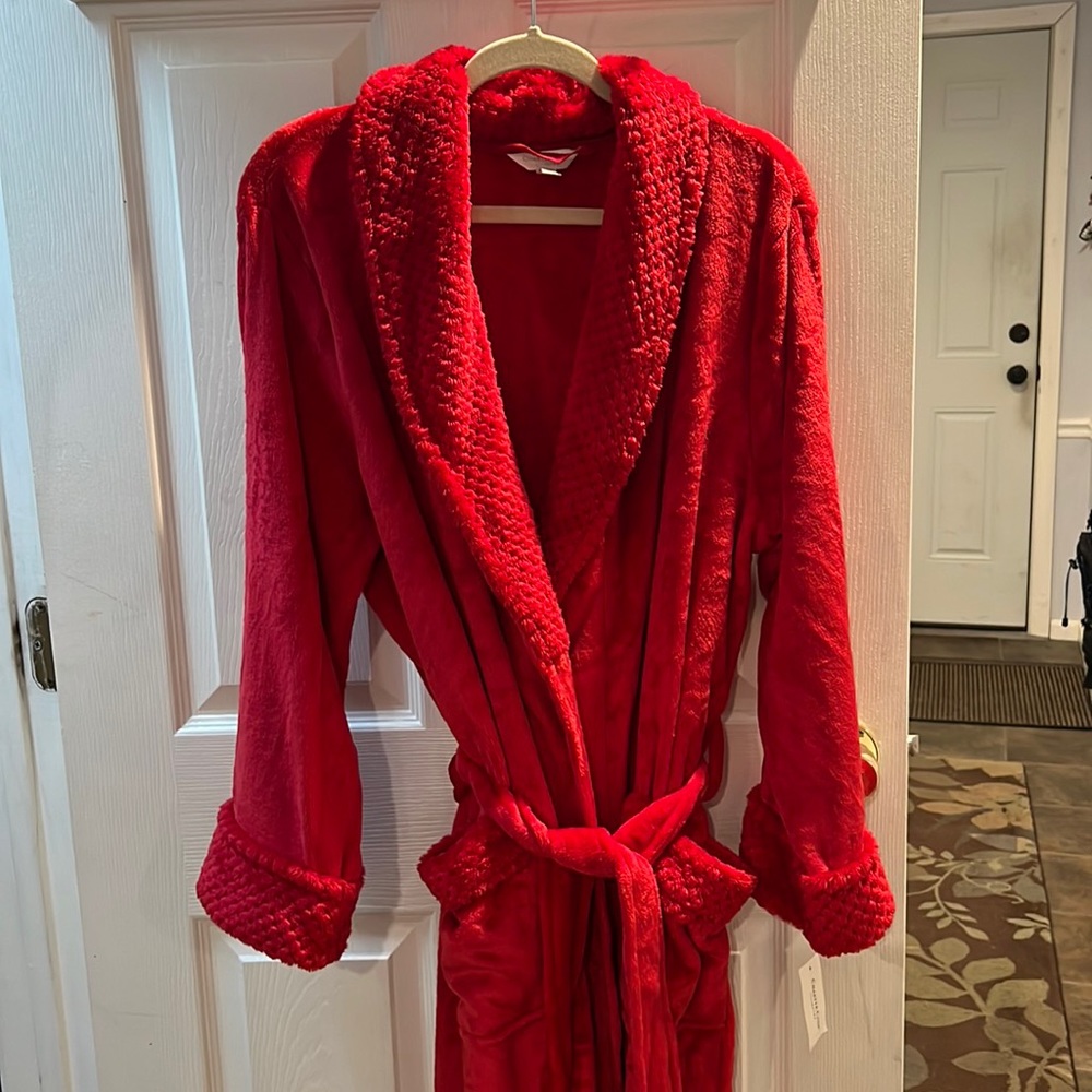 Charter Club Plush Robe NWT, XL Vivid Red